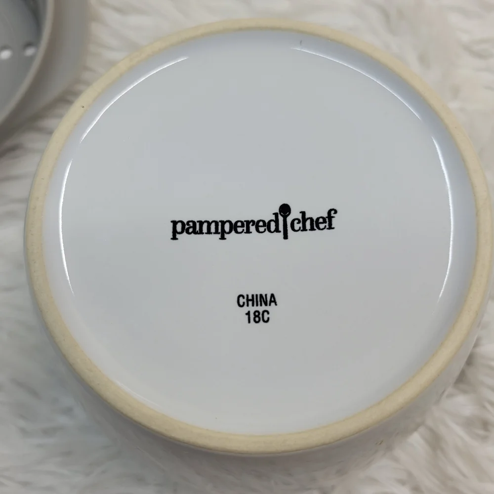 Pampered Chef Breakfast Sandwich Maker 2634